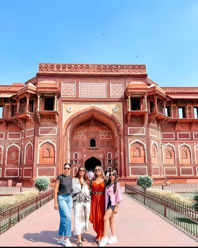 From Delhi: Taj Mahal & Agra City Tour with Fatehpur Sikri - What You Get with This Agra Day Tour