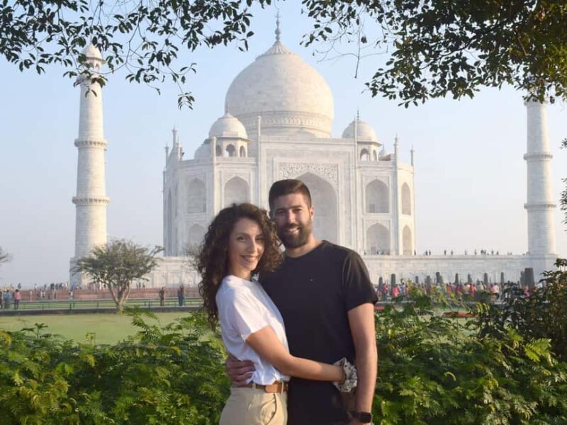 From Delhi: Taj Mahal, Agra Fort and Fatehpur Sikri Day Tour - An In-Depth Look at the Tour Experience