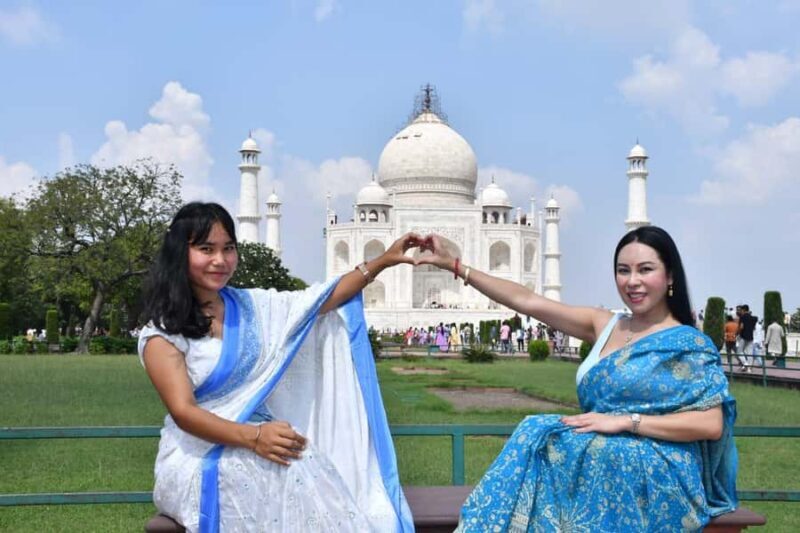 From Delhi: Taj Mahal, Agra Fort & Baby Taj Tour with Lunch - Exploring Agra Fort