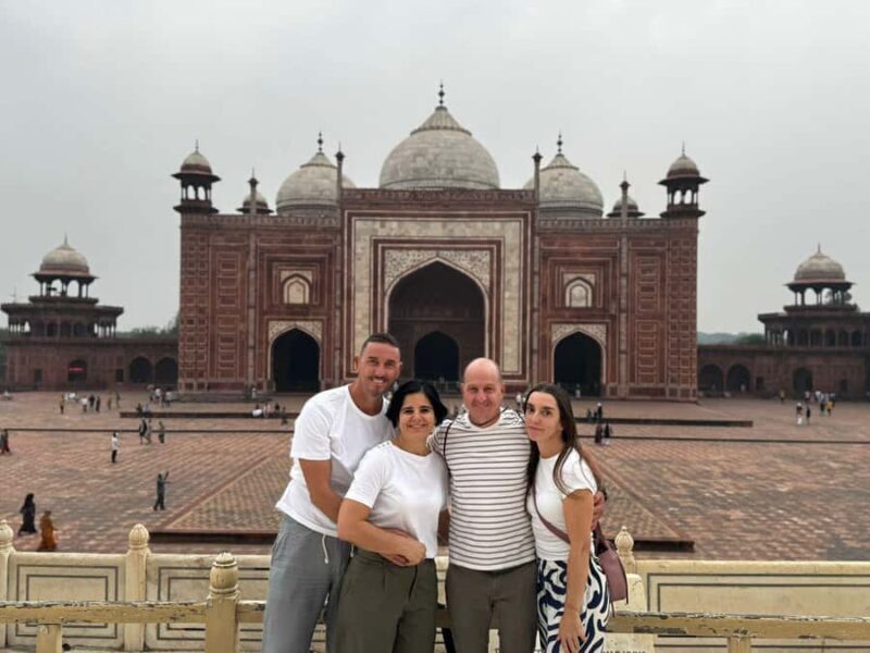 From Delhi: Taj Mahal & Agra Fort Day Tour with 5* Breakfast - Practical Information & Tips