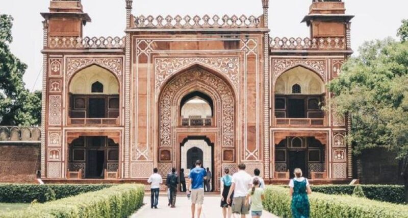 From Delhi: Taj Mahal & Agra Heritage Day Trip By Car - FAQs