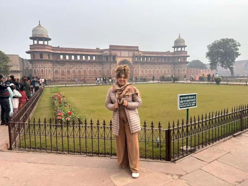 From Delhi: Taj Mahal & Agra Private Day Tour with 5* Lunch - Arriving in Agra: The Gateway to India’s Most Famous Monuments