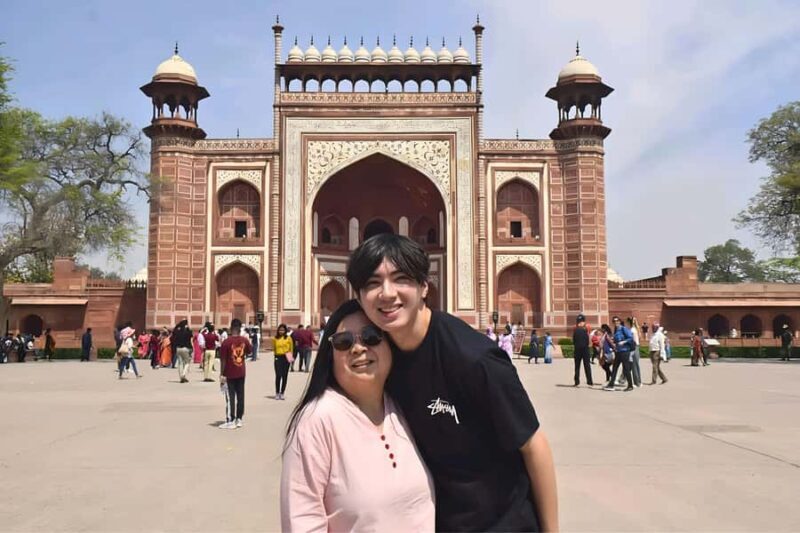 From Delhi: Taj Mahal & Agra Private Day Tour with 5* Lunch - The Itinerary: What to Expect