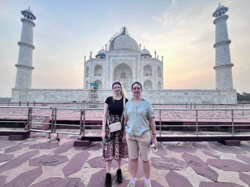 From Delhi: Taj Mahal & Agra Private Day Tour with 5* lunch - Key Points