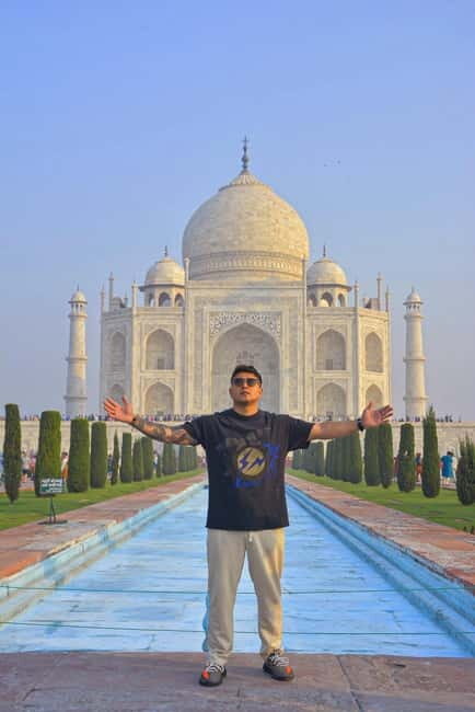 From Delhi: Taj Mahal & Agra Private Day Tour with Transfers - The Magnificence of Agra Fort