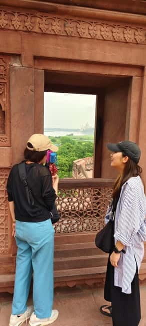 From Delhi: Taj Mahal & Agra Tour by Gatimaan Express Train - Exploring the Taj Mahal: The Crown Jewel