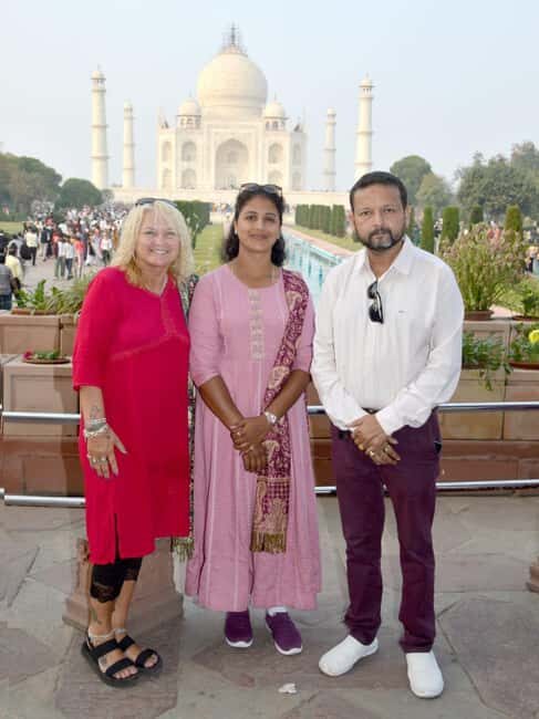 From Delhi: Taj Mahal & Agra Tour by Gatimaan Express Train - Key Points