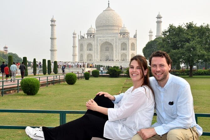 From Delhi Taj Mahal and Agra Private Guided Car Tour - Key Points