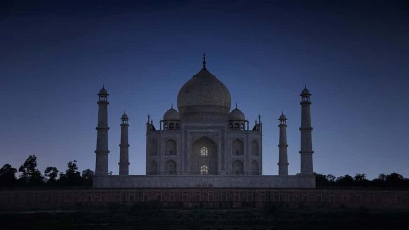 From Delhi: Taj Mahal Moonlight view & Agra Tour - The Taj Mahal Moonlight & Agra Tour: A Deep Dive