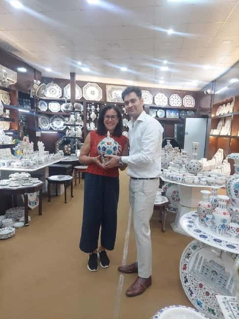 From Delhi: Taj Mahal Sightseeing Tour with Female Guide - FAQs