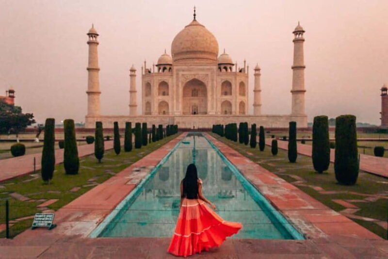 From Delhi: Taj Mahal Sunrise & Agra Day Tour with Transfers - 9:30 am: Visit to Agra Fort