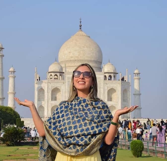 From Delhi: Taj Mahal Sunrise & Agra Day Tour with Transfers - 11:30 am: Explore Local Markets & Handicrafts