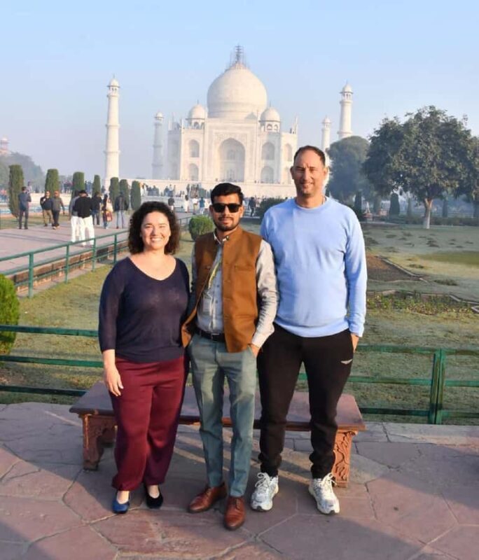 From Delhi: Taj Mahal Sunrise, Agra Fort & Baby Taj Day Tour - Breakfast and Recharging