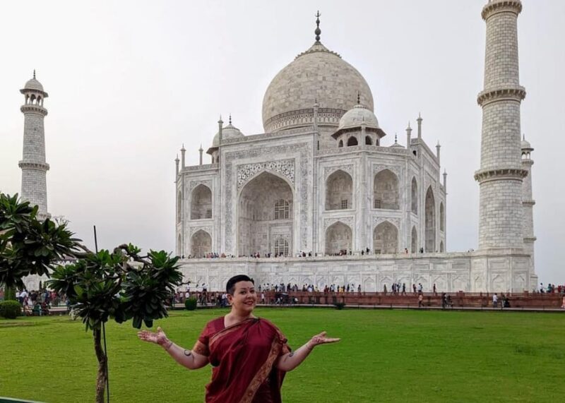 From Delhi: Taj Mahal Sunrise and Agra Fort Tour with Guide - An In-Depth Look at the Itinerary