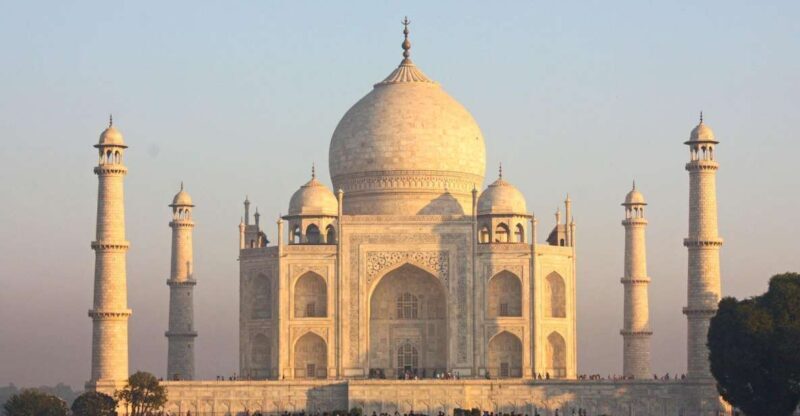 From Delhi : Taj Mahal Tour By Luxury Car with 5 Star Lunch - The Journey Begins: From Delhi to Agra in Style