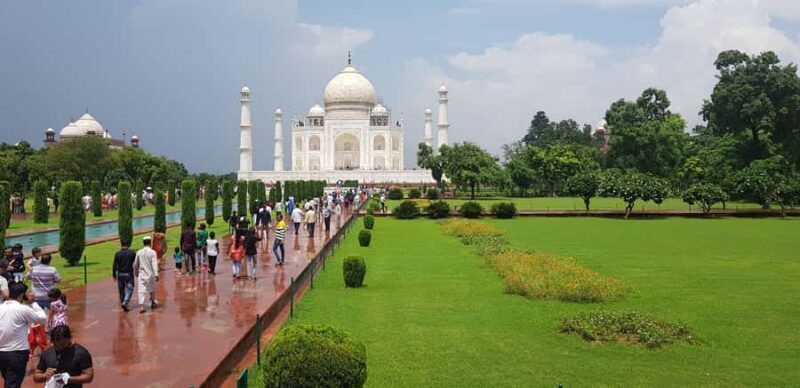 From Delhi: Taj Mahal with Elephant Conservation Centre - The Sum Up