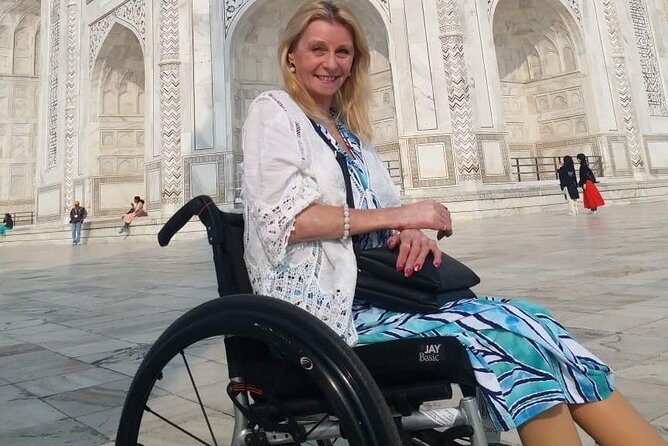 From Delhi to Taj Mahal with Skip-the-Line Entrance . - Key Points