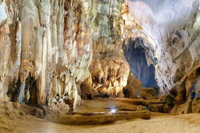 from-dong-hoi-paradise-cave-and-phong-nha-cave-day-tour