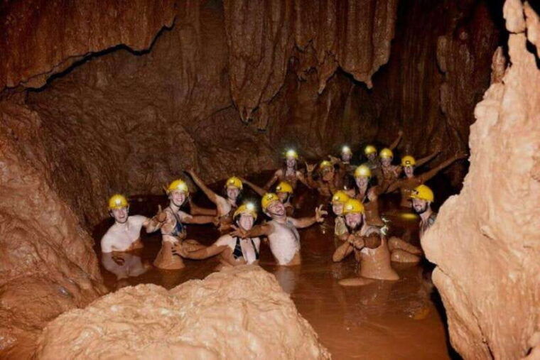 from-dong-hoi-paradise-cave-and-phong-nha-cave-full-day