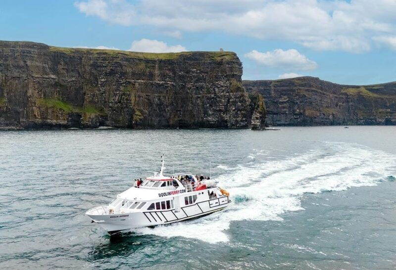 from-doolin-cliffs-of-moher-boat-tour