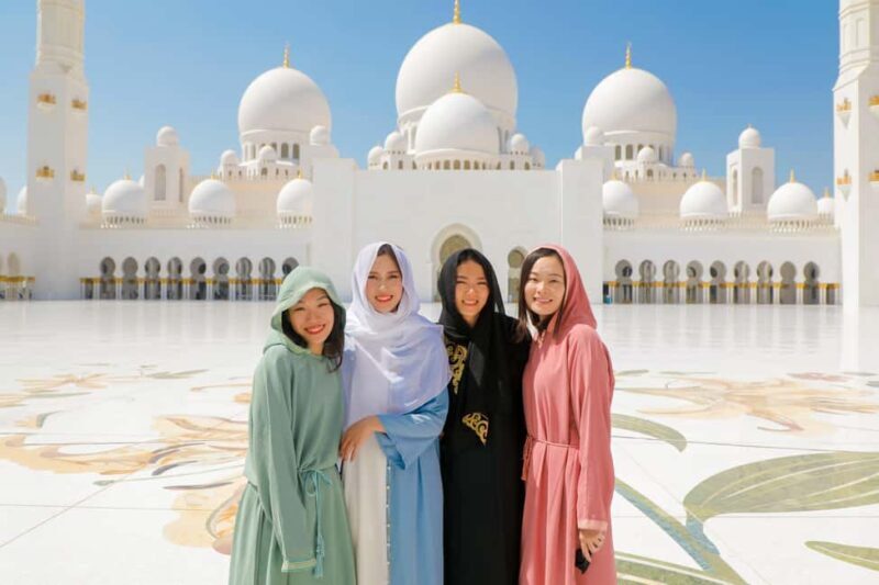 From Dubai: Abu Dhabi City Sightseeing & Sheikh Zayed Mosque - An Overview of the Experience