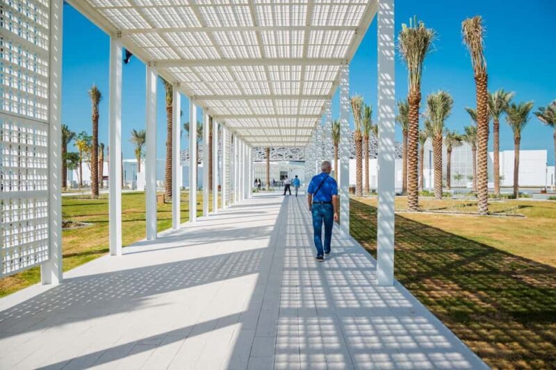 From Dubai: Abu Dhabi City Sightseeing & Sheikh Zayed Mosque - Founders Memorial: Appreciating UAE’s Heritage