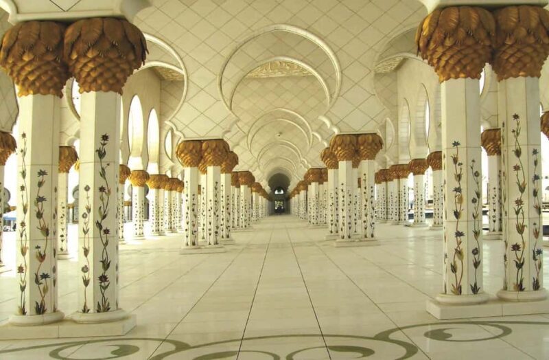 From Dubai: Abu Dhabi City Tour With Louvre Museum - Key Points  