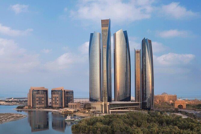 From Dubai: Abu Dhabi Premium Full-Day Sightseeing Tour & Louvre - Itinerary Breakdown