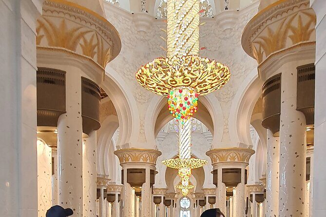 From Dubai : Abudhabi sheikh zayed grand mosque tour - Exploring the Abu Dhabi Sheikh Zayed Grand Mosque Tour from Dubai