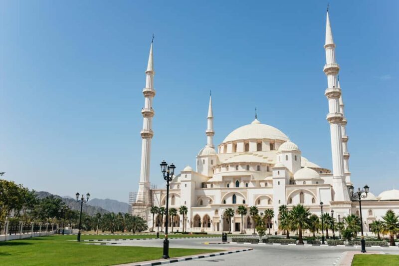 From Dubai: Fujairah East Coast Tour - Key Points