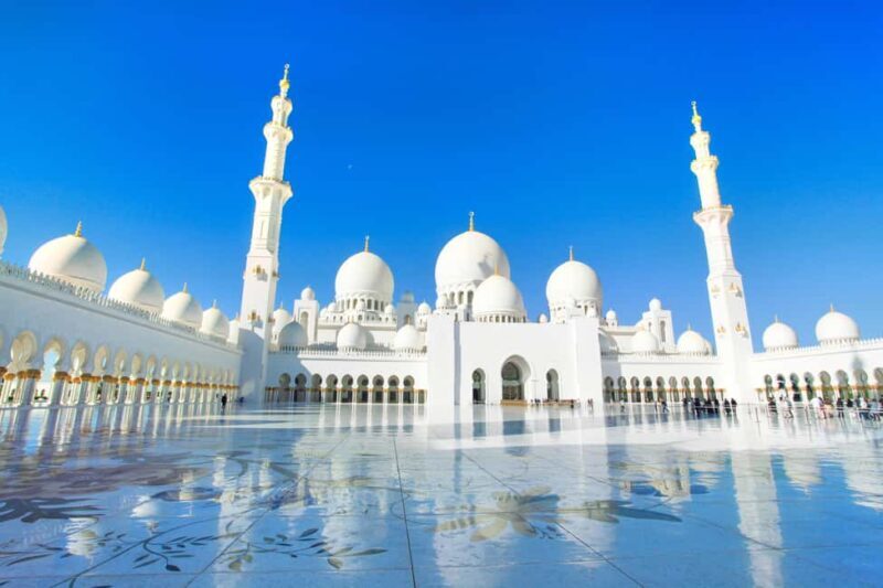 From Dubai: Private Abu Dhabi Tour With Qasar Al Watan - Key Points
