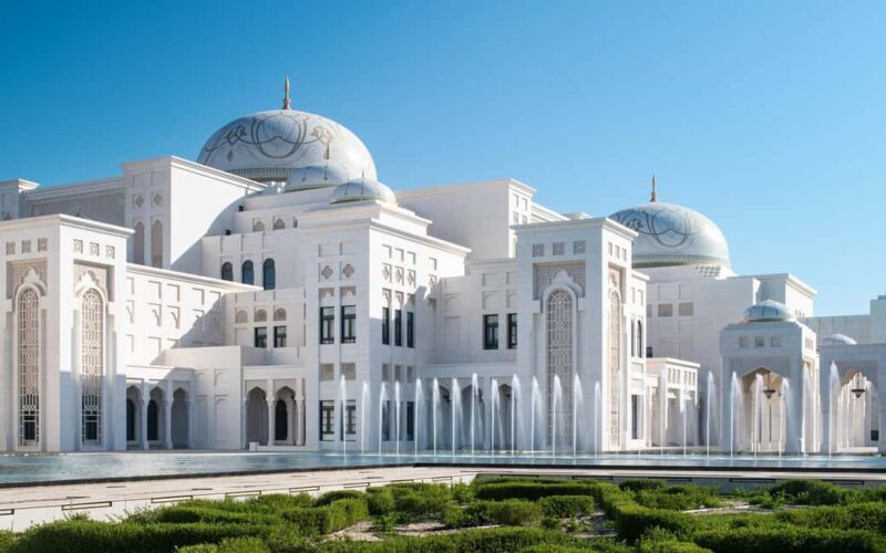 From Dubai: Private Abu Dhabi Tour With Qasar Al Watan - Experiences From Previous Travelers