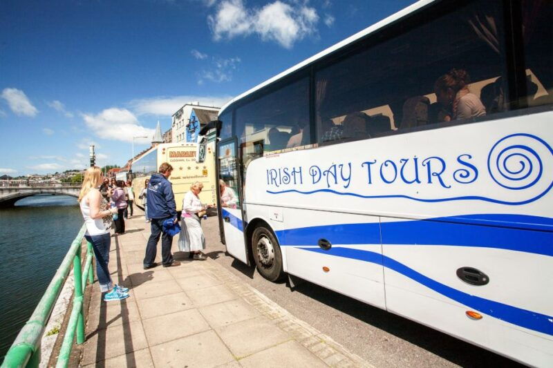 from-dublin-blarney-rock-of-cashel-and-cahir-castles-tour