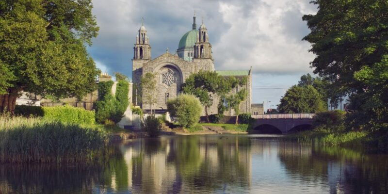 from-dublin-cliffs-of-moher-burren-galway-day-tour
