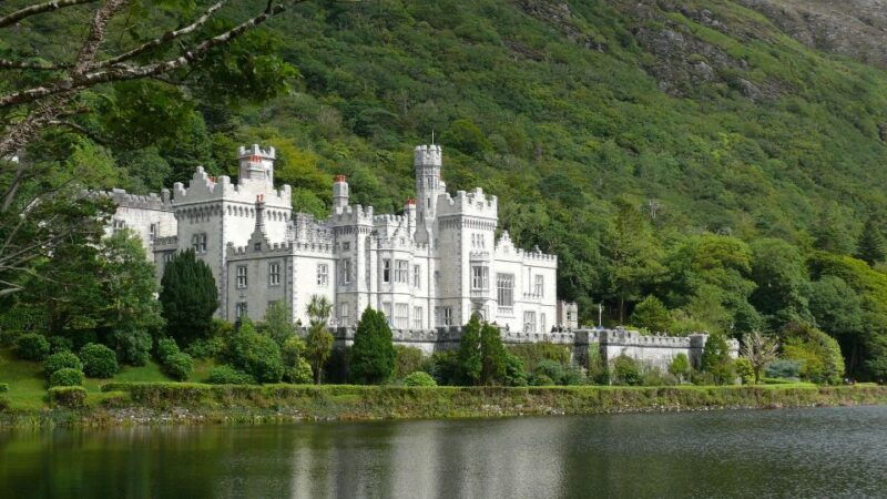 from-dublin-connemara-and-galway-bay-day-tour