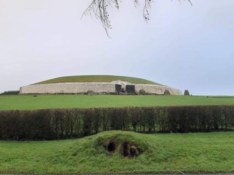 from-dublin-newgrange-trim-castle-and-hill-of-tara