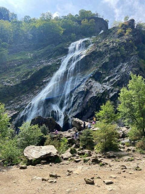 from-dublin-powerscourt-house-guinness-lake-glendalough