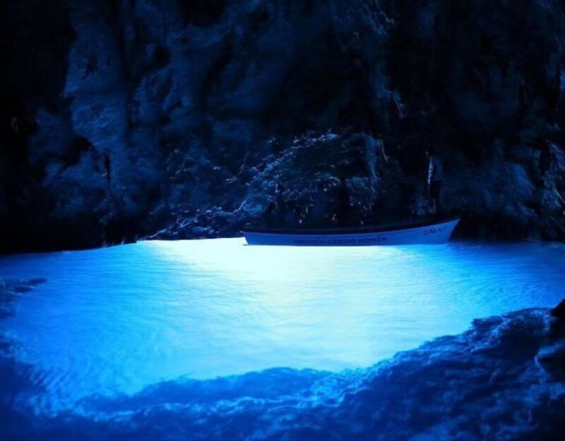 from-dubrovnik-elaphiti-islands-blue-cave-speedboat-tour