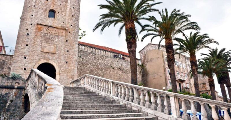 from-dubrovnik-guided-tour-of-peljesac-korcula