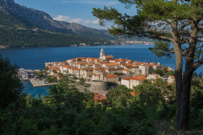 from-dubrovnik-guided-tour-of-peljesac-korcula