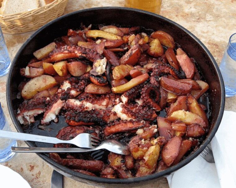 from-dubrovnik-majkovi-village-and-ston-private-food-tour