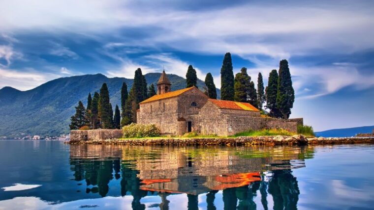 from-dubrovnik-montenegro-day-trip-with-boat-cruise