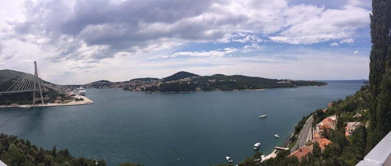 From Dubrovnik Oyster, Mussles, and Wine Tasting in Ston Bay - Oyster and Mussel Tasting: Freshness at Its Best