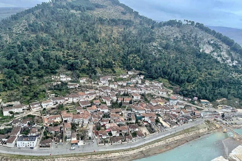 From Durres/Golem: Berat City & Belshi Lake Day Trip - Exploring Berat: The "City of a Thousand Windows"