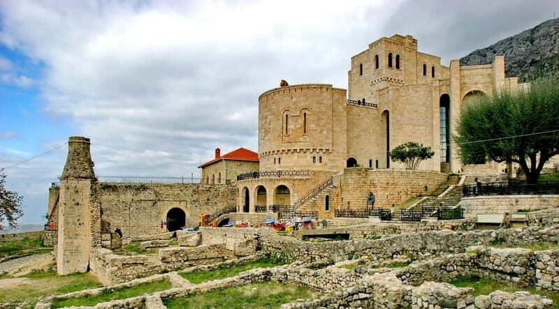 From Durrës/Golem: Kruja Castle & Old Bazaar Tour - Key Points