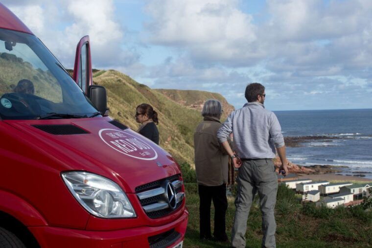 from-edinburg-viking-coast-alnwick-castle-day-tour