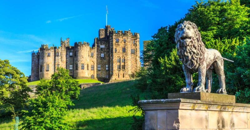 from-edinburgh-alnwick-castle-and-scottish-borders-tour