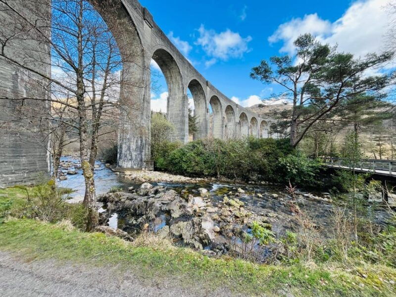 from-edinburgh-glenfinnan-viaduct-the-highlands-day-trip