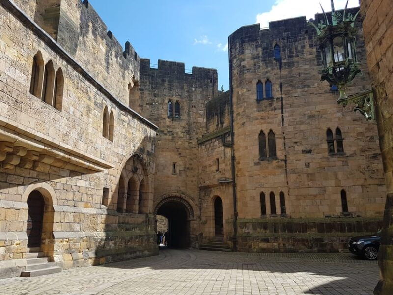 from-edinburgh-holy-island-alnwick-castle-northumbria