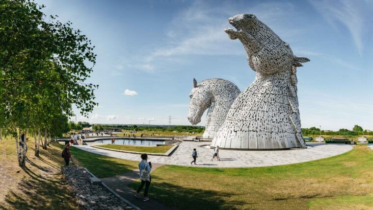 from-edinburgh-loch-lomond-stirling-castle-kelpies-tour